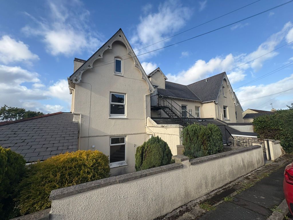 Property photo 3 of 5