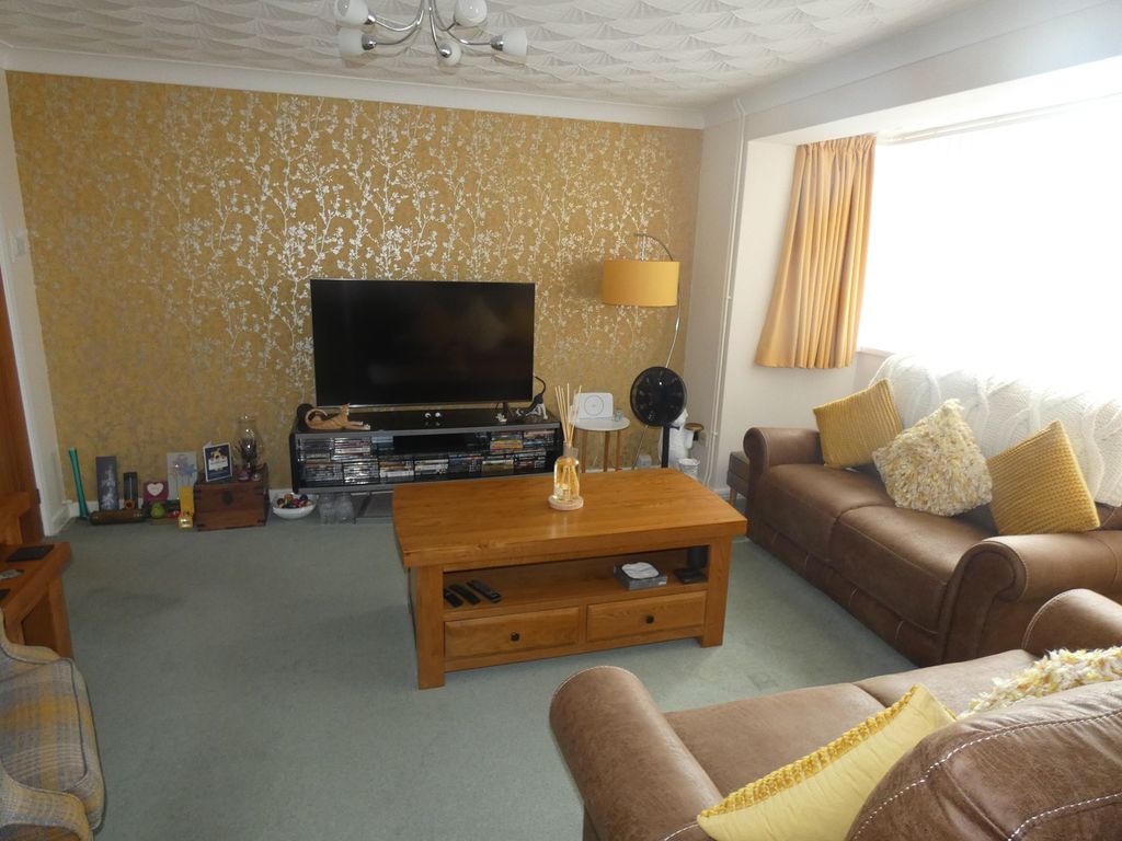 Property photo 3 of 11 Not Specified