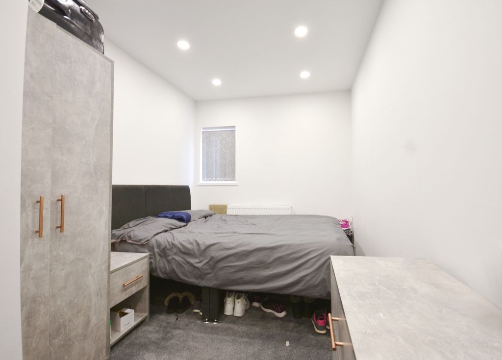 Property photo 1 of 3