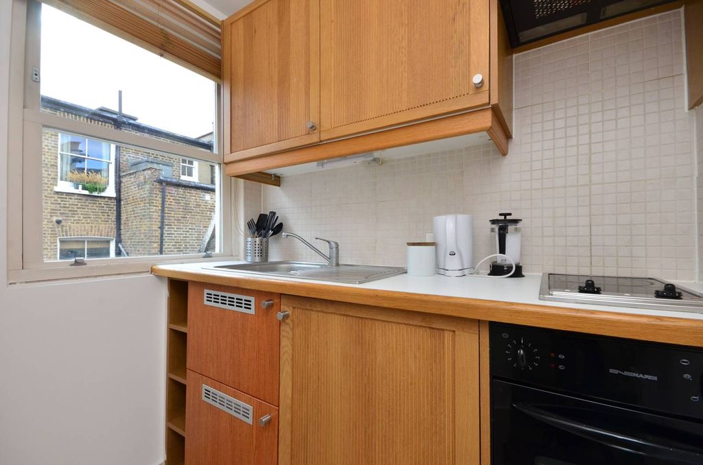 Property photo 1 of 4