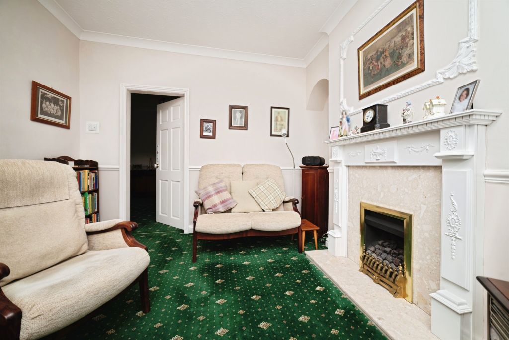 Property photo 3 of 16