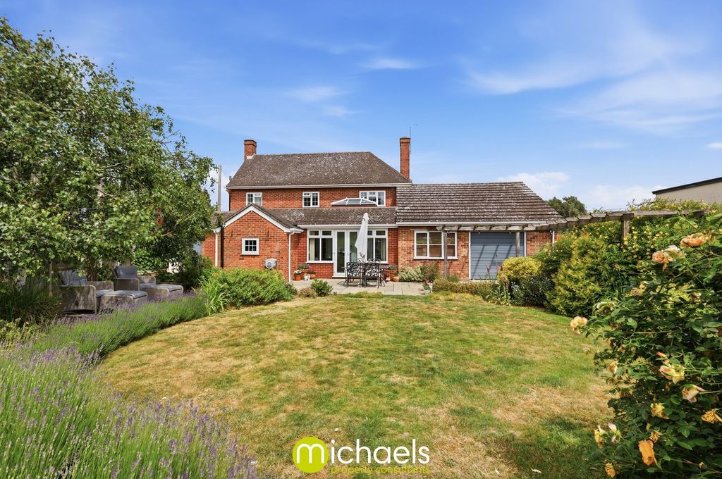 Property photo 3 of 35
