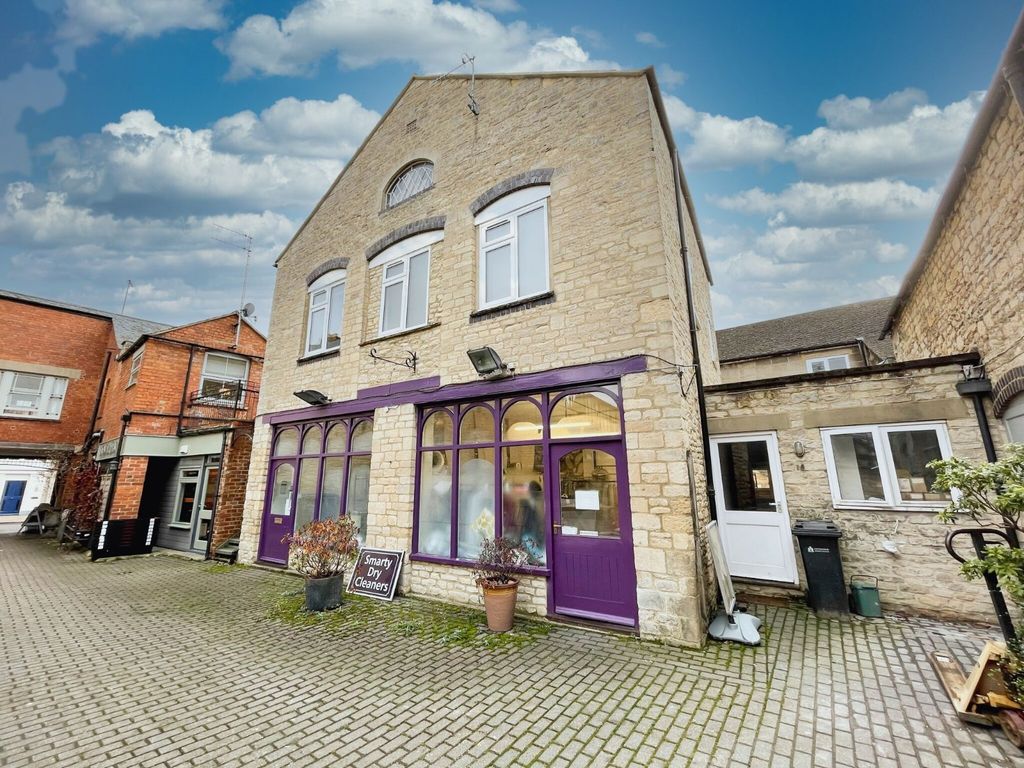 Property photo 1 of 8 Picture No. 28