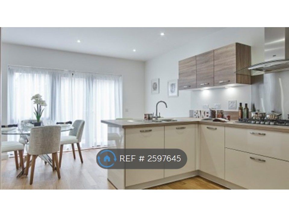 Property photo 1 of 22 Common Kitchen / Dining