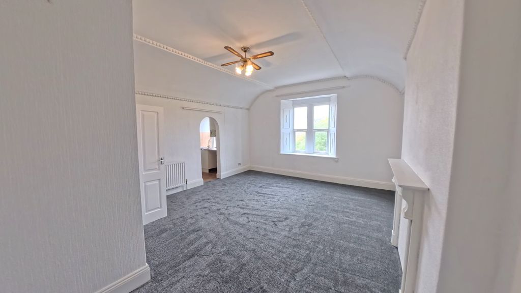 Property photo 2 of 10 Lounge View 1