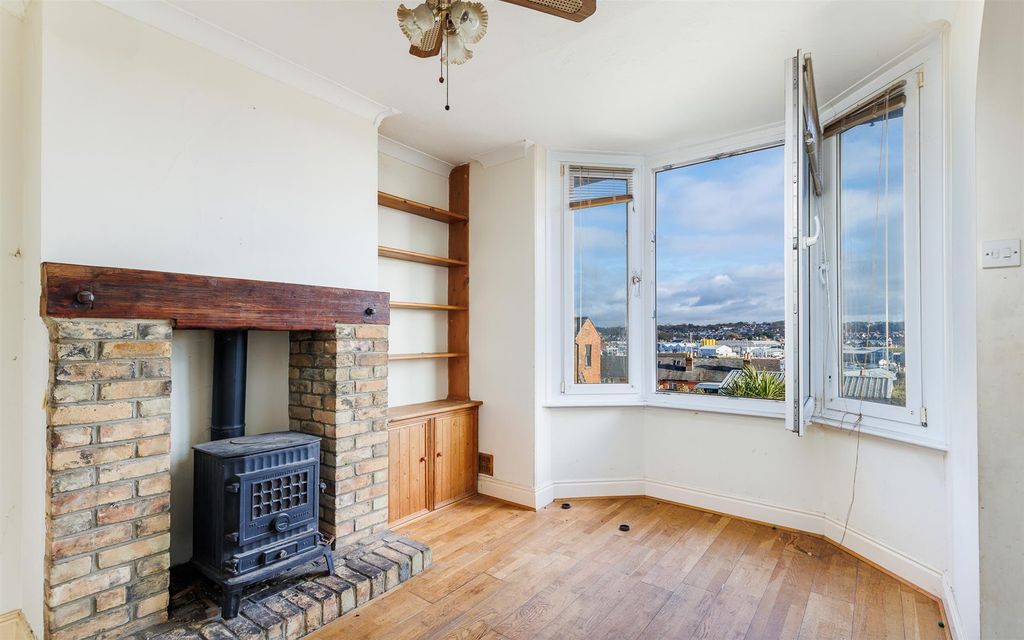 Property photo 2 of 23 13.Jpg