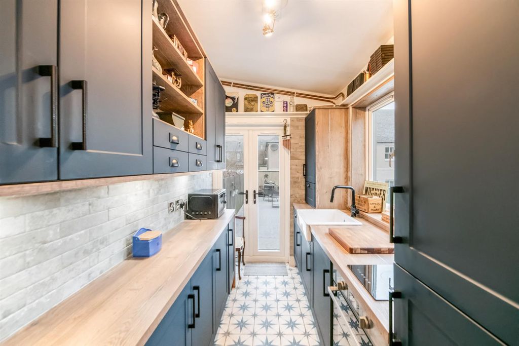 Property photo 3 of 15 01.Jpg