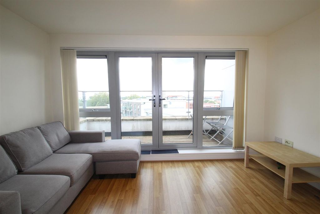 Property photo 1 of 15 Reception Room