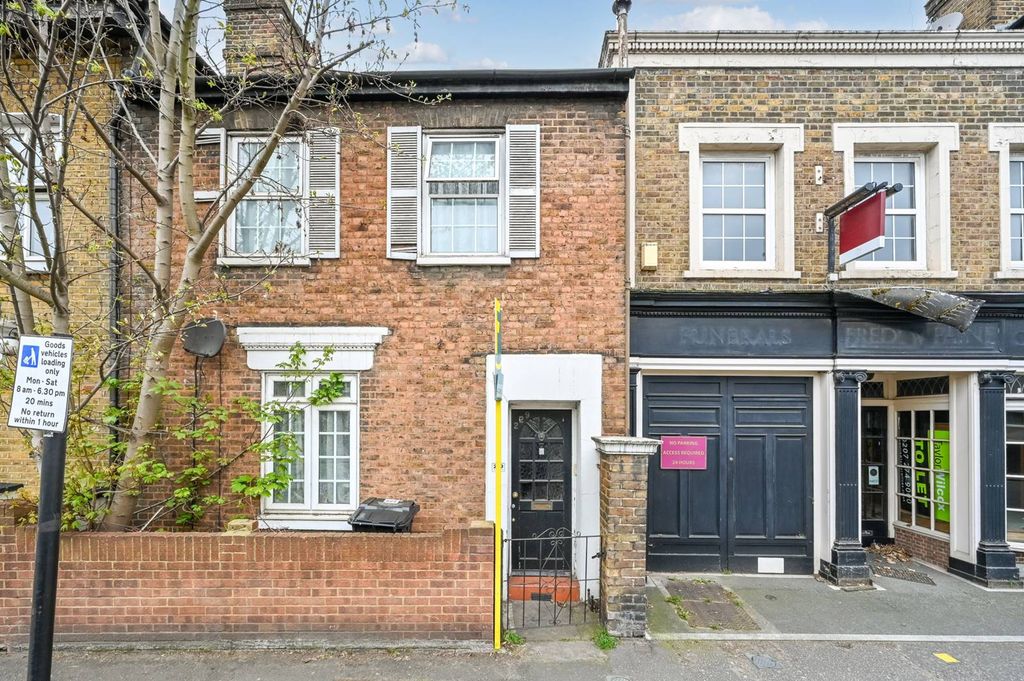 Property photo 2 of 10