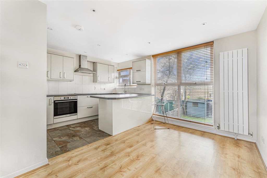 Property photo 3 of 12 Img_6142.Jpg