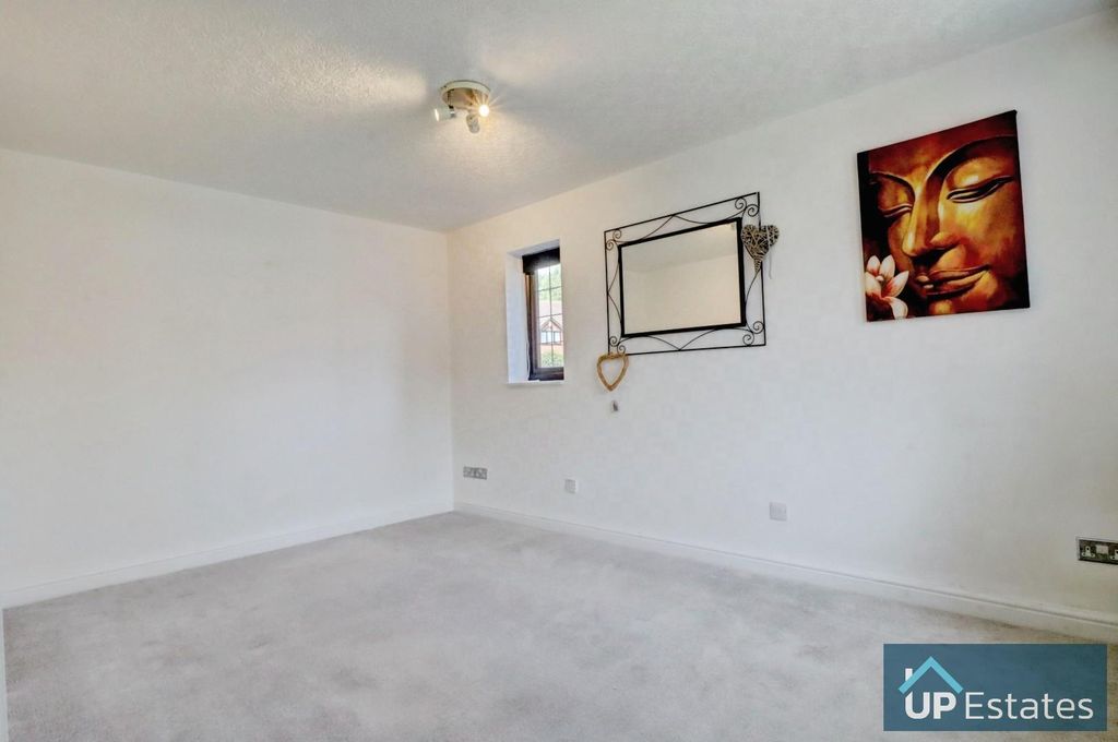 Property photo 3 of 8 Living Room