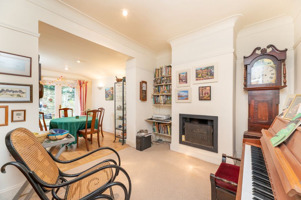 Property photo 3 of 43 Sitting Area