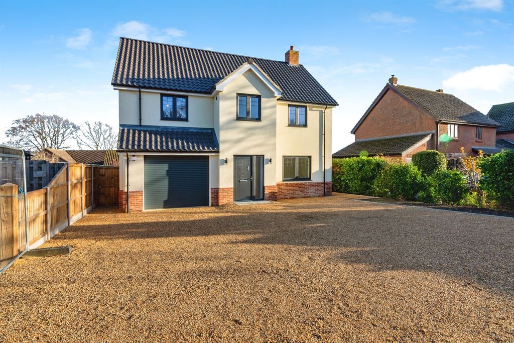 Property photo 1 of 30