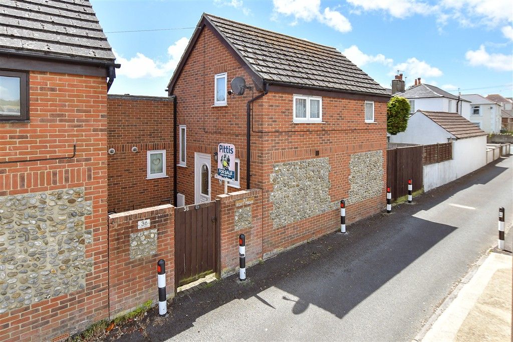 Property photo 1 of 9 External (Web)