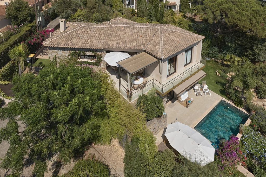 Property photo 3 of 13