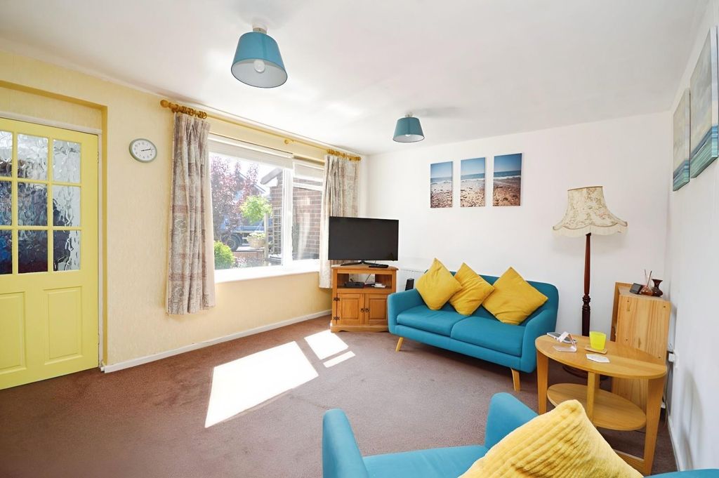 Property photo 3 of 14