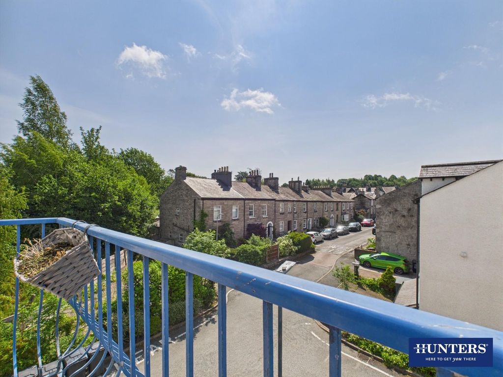 Property photo 1 of 14 Balcony