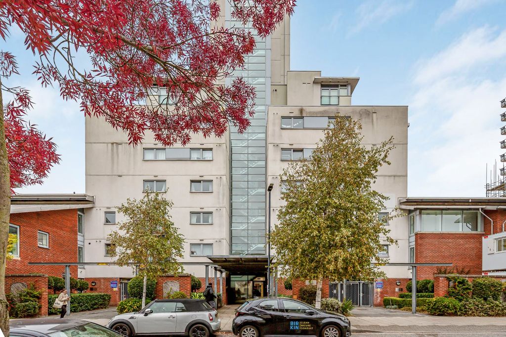 Property photo 1 of 5 Picture No. 12