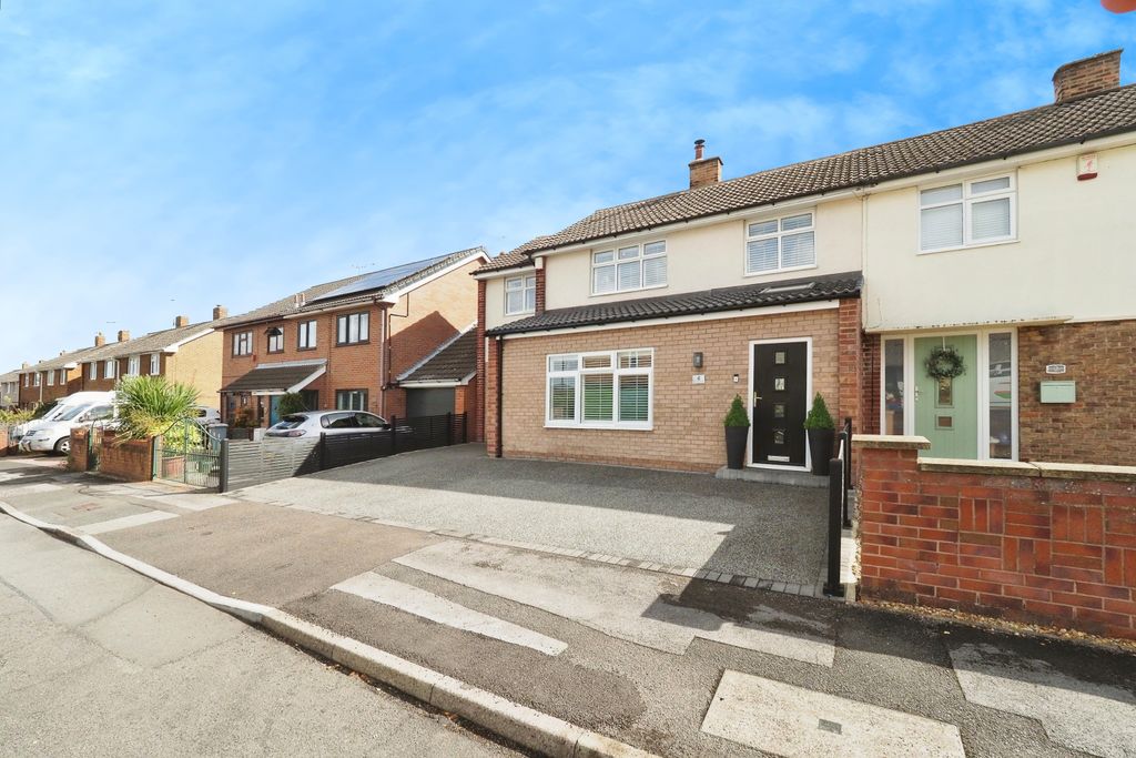 Property photo 1 of 22 Img_3379