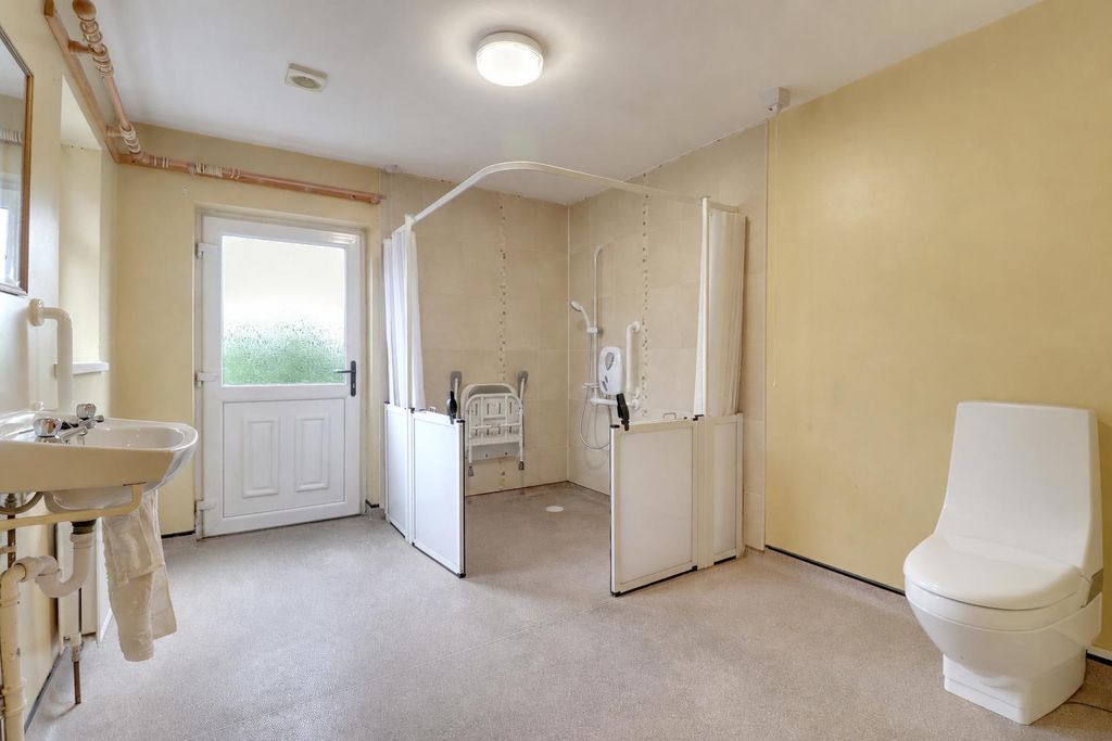 Additional image 7 of 3 bed semi-detached house for sale10 Victoria Park, Newtownards BT23