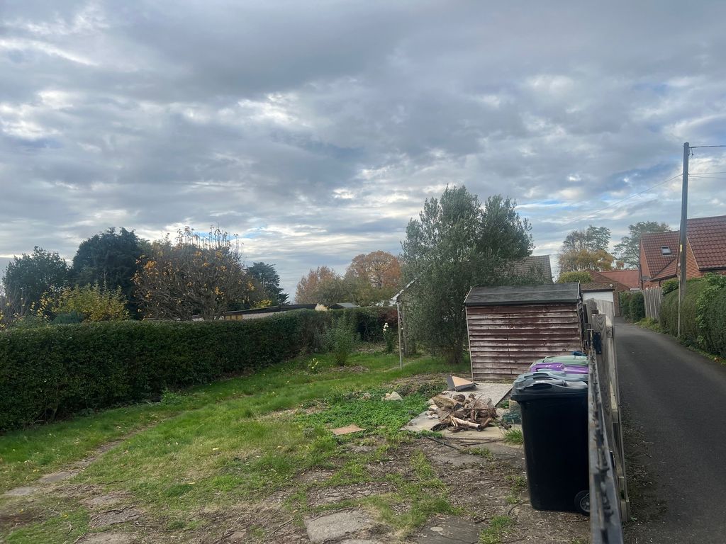 Property photo 2 of 6