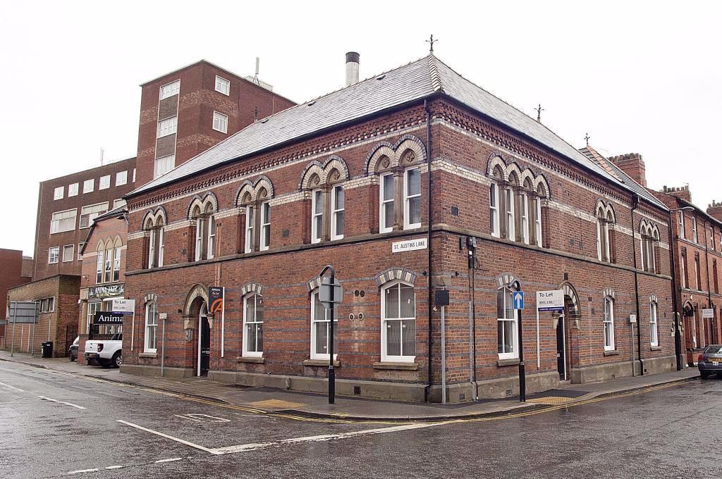 Property photo 1 of 9