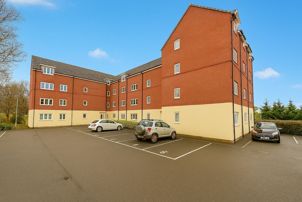 Property photo 1 of 8