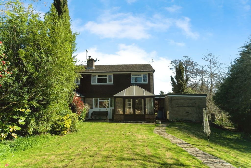 Property photo 2 of 17 Photo