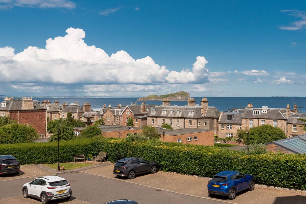 Additional image 21 of 3 bed flat for sale23 Royal Apartments, 1 Station Road, North Berwick EH39