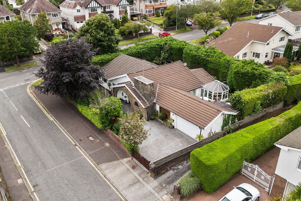 Property photo 2 of 41