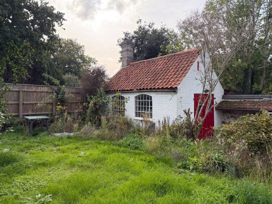 Property photo 3 of 4