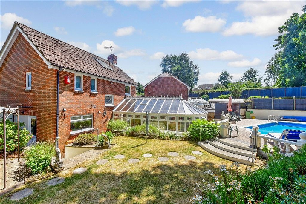 Property photo 2 of 17 Rear Garden