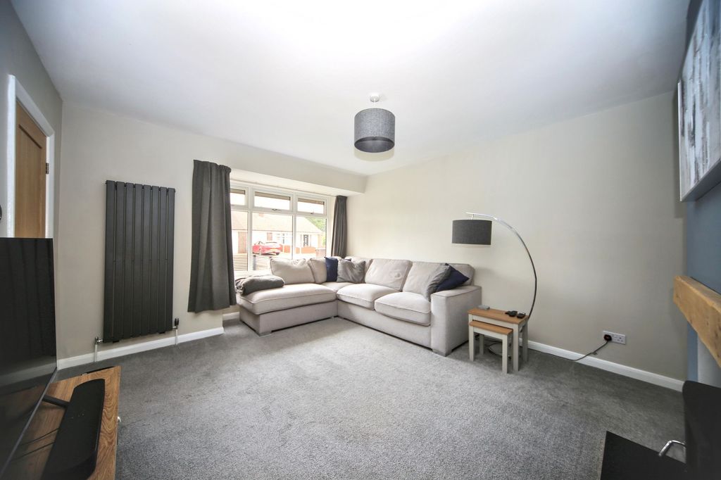 Property photo 2 of 22