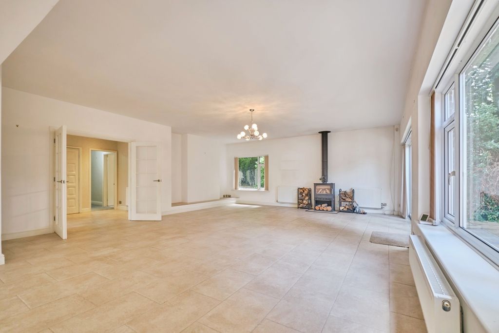 Additional image 6 of 4 bed bungalow for saleStowe Hill Gardens, Lichfield, Staffordshire WS13