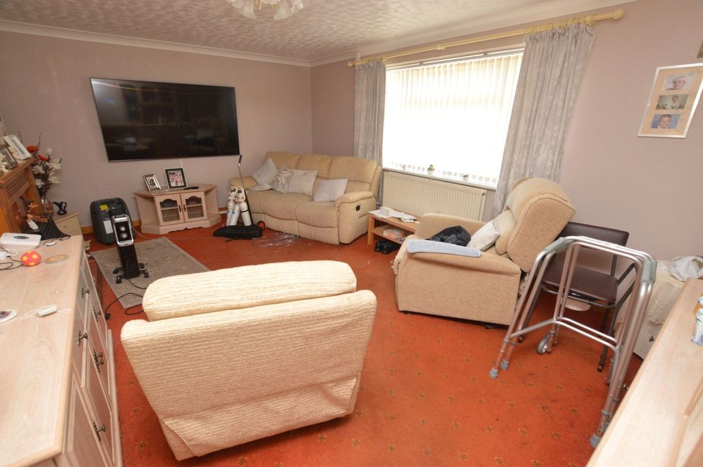 Property photo 3 of 13 Living Room