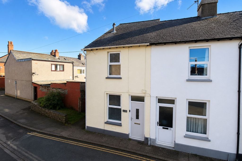 Property photo 1 of 15