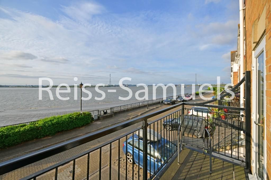 Property photo 2 of 37
