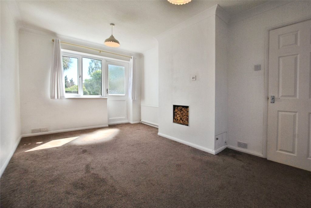 Property photo 3 of 9 Picture No. 16