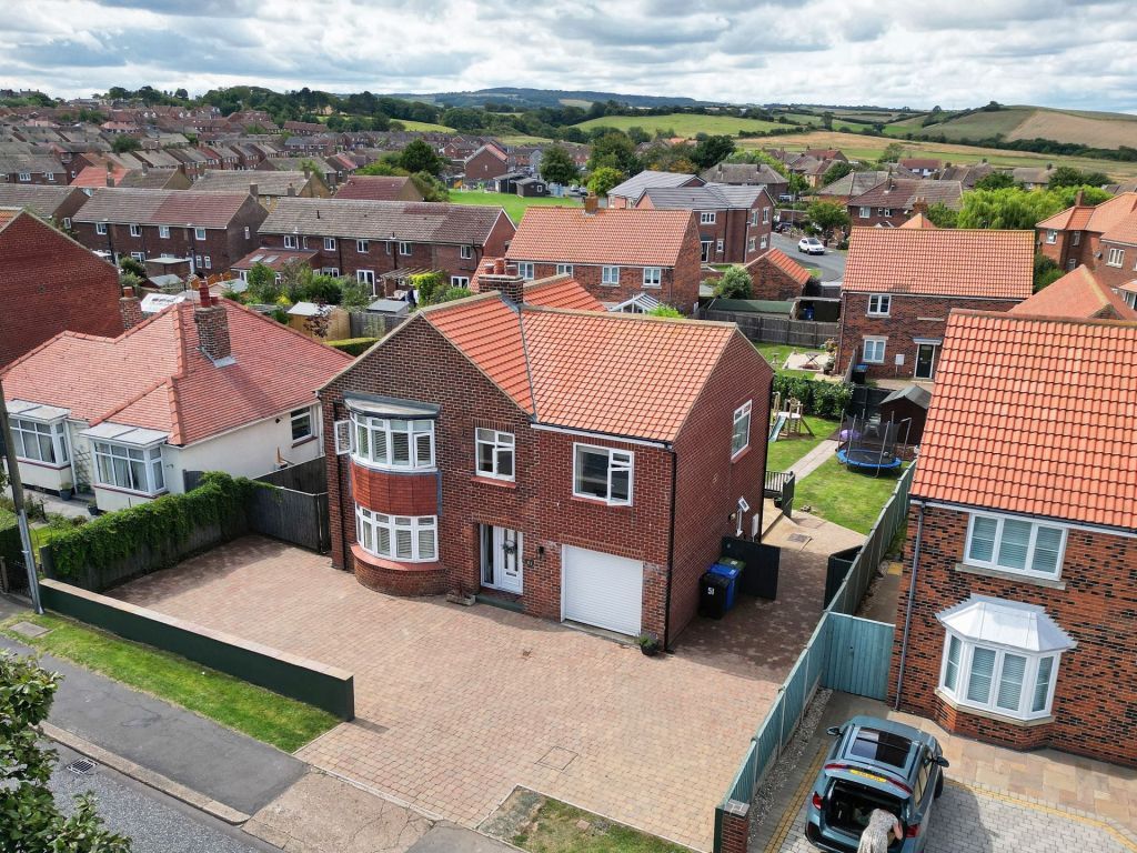 Property photo 1 of 30