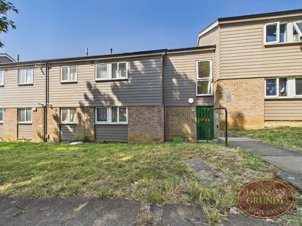 Property photo 1 of 7 South Holme Court