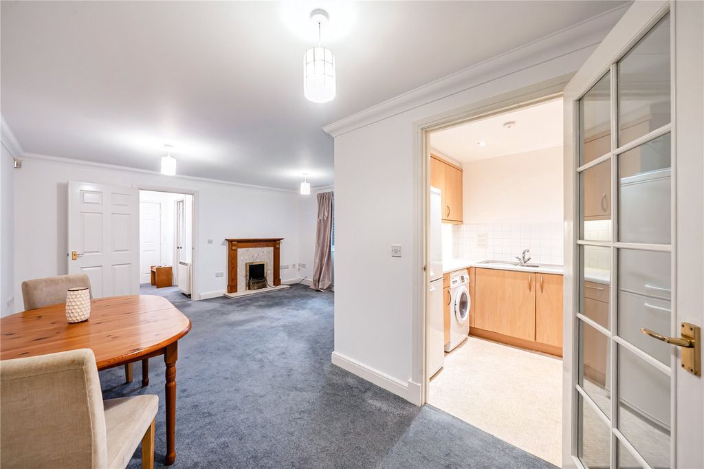 Property photo 3 of 14 Picture No. 06