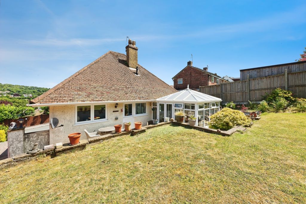 Property photo 1 of 17 Photo