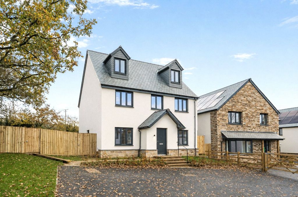 Property photo 1 of 8 Previous Development