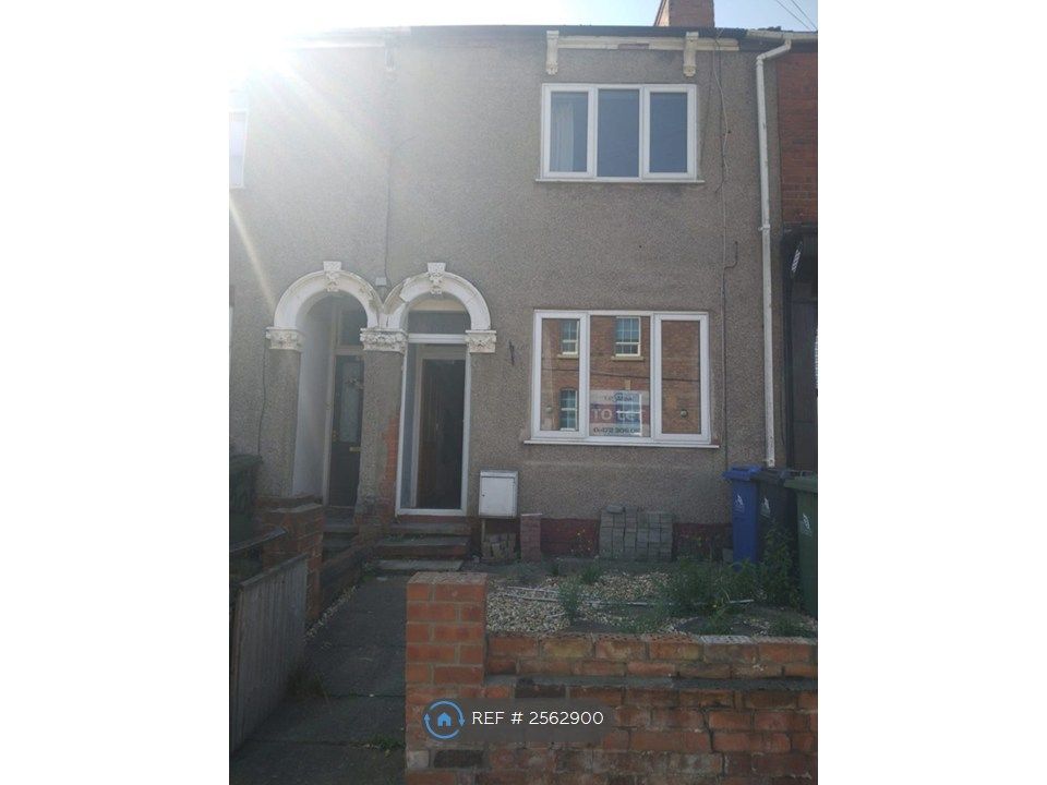 Property photo 3 of 12