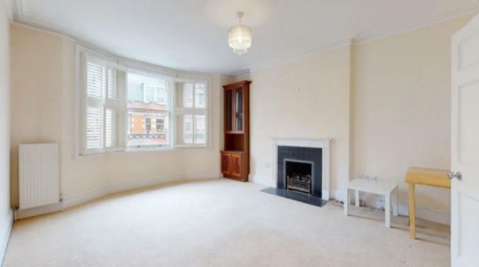 Property photo 1 of 31