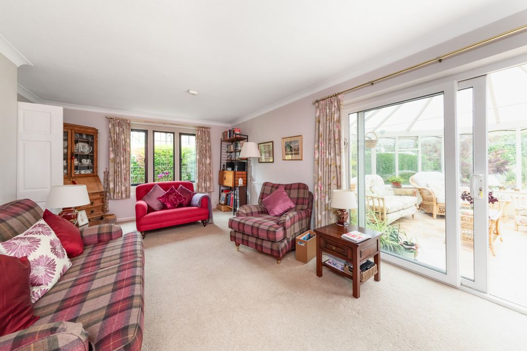 Property photo 3 of 17