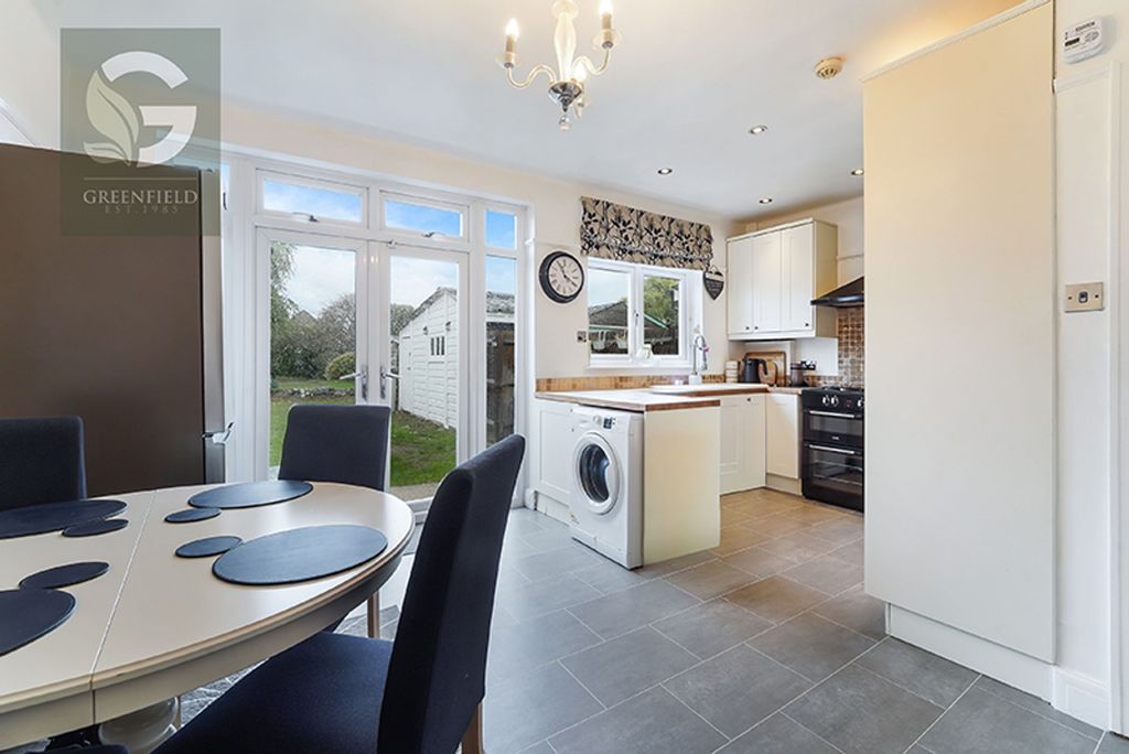 Property photo 3 of 12 Sunnymede Avenue, West Ewell, Epsom, Surrey, Kt19 9th