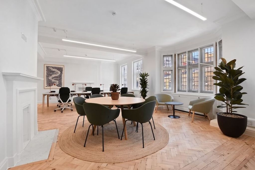 Property photo 3 of 6