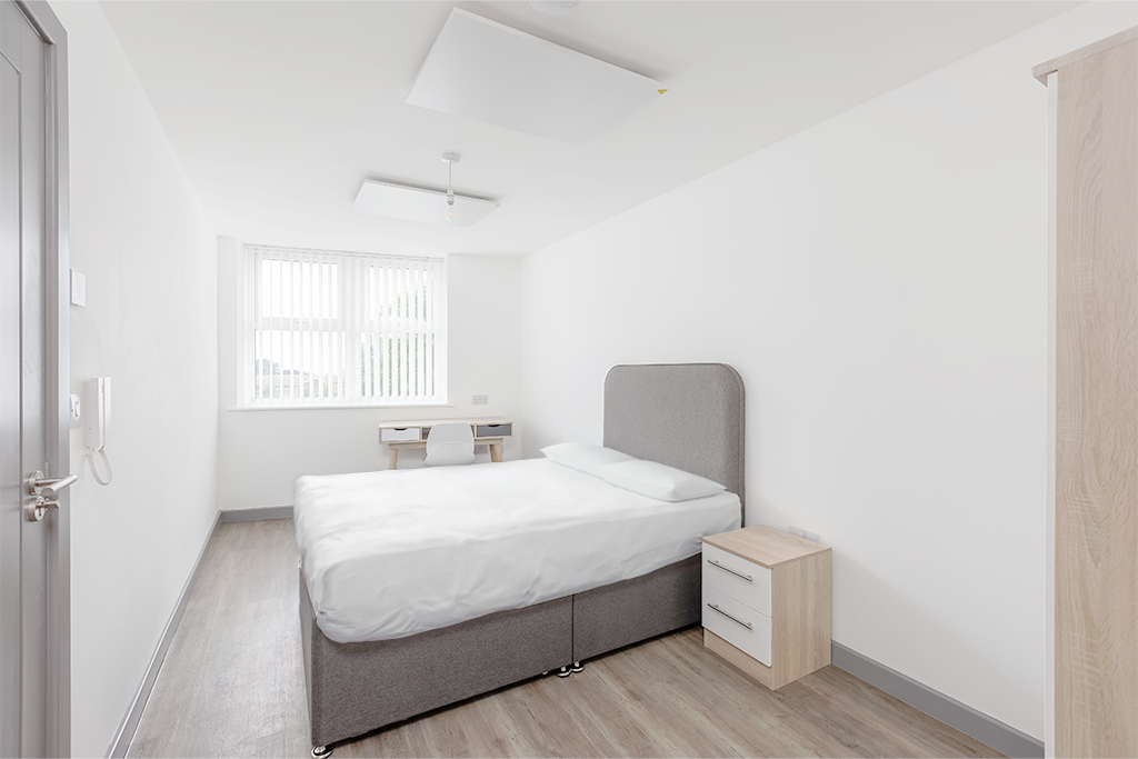 Property photo 2 of 11