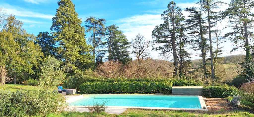 Property photo 3 of 50